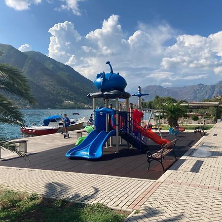 Bay Mola Home Kotor Exterior photo