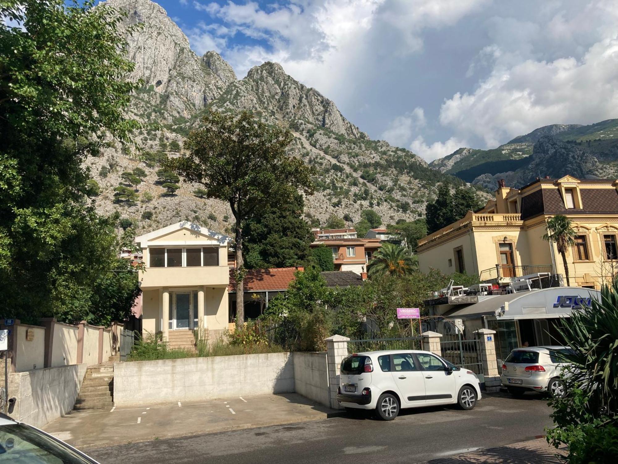 Bay Mola Home Kotor Exterior photo