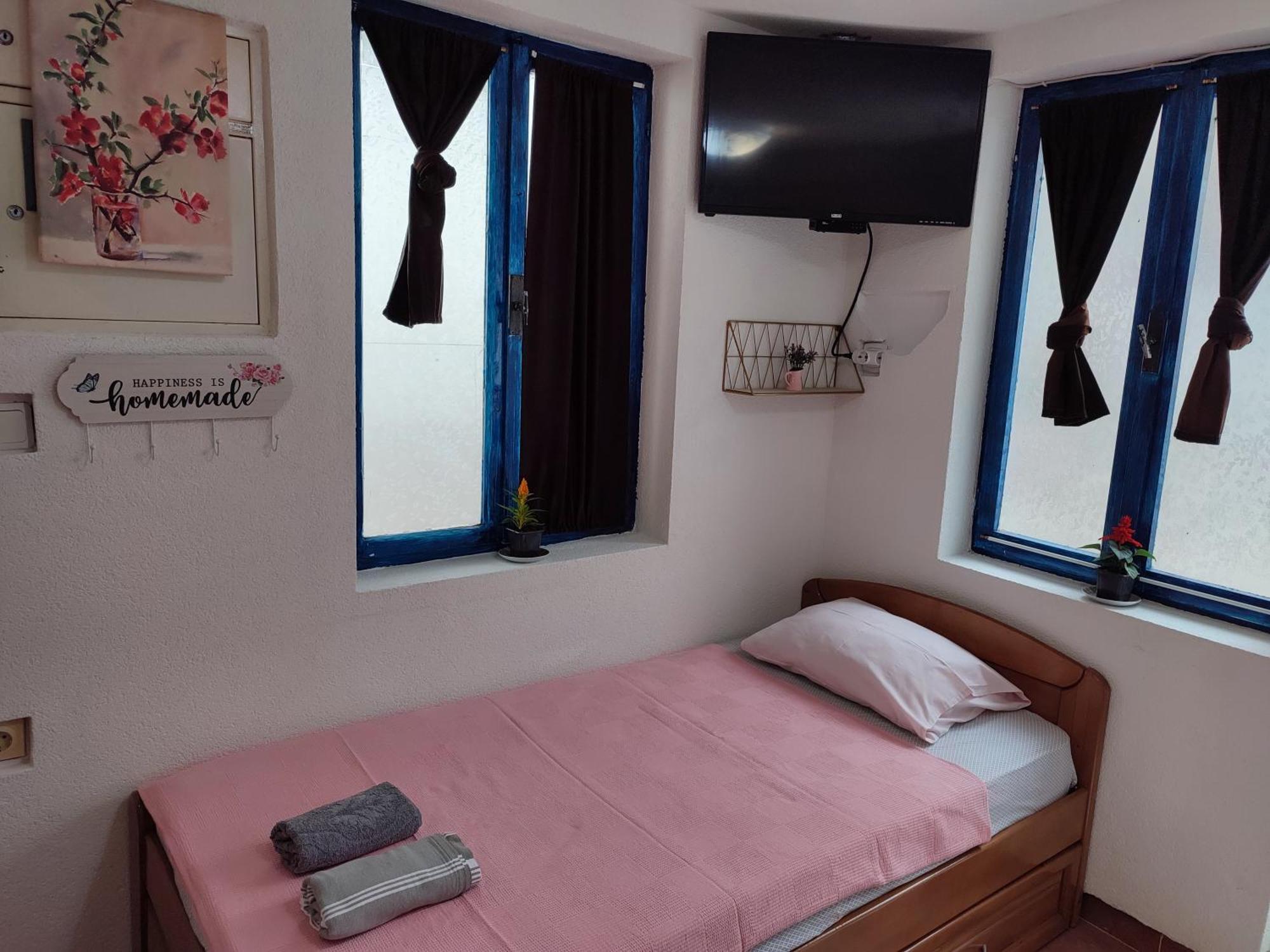Bay Mola Home Kotor Exterior photo